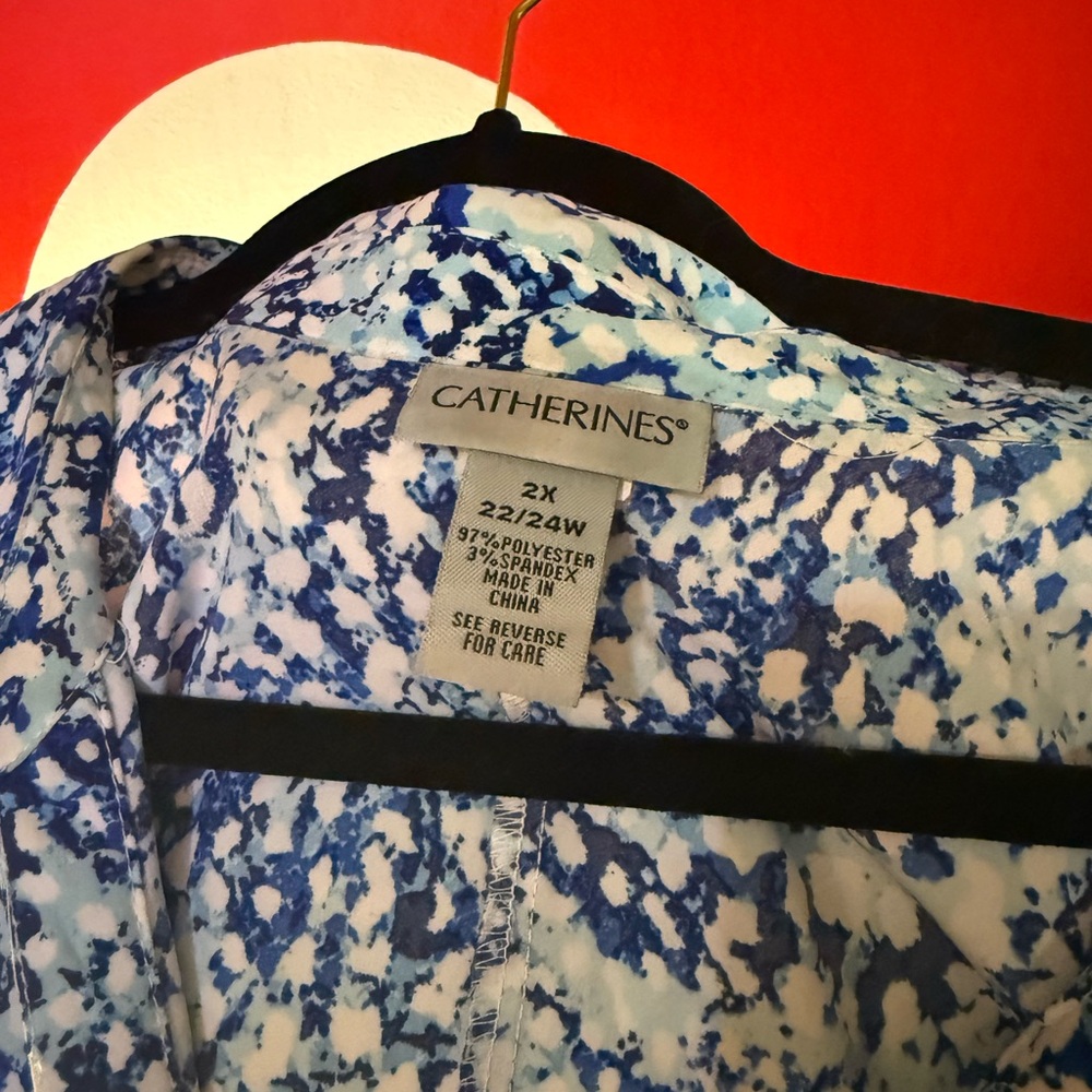 Catherines Blue and White Printed Button-Down Blouse - Picture 2 of 2